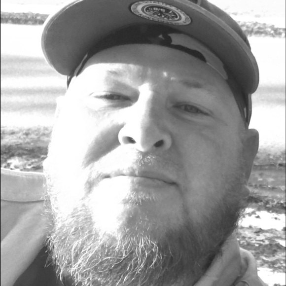 Meet your Posher, Troy - Picture 1 of 1